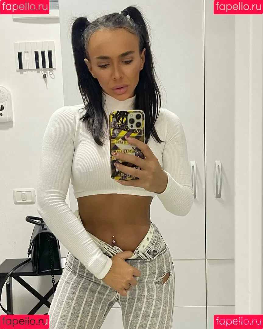 Jessica Sirbu Onlyfans Photo Gallery 