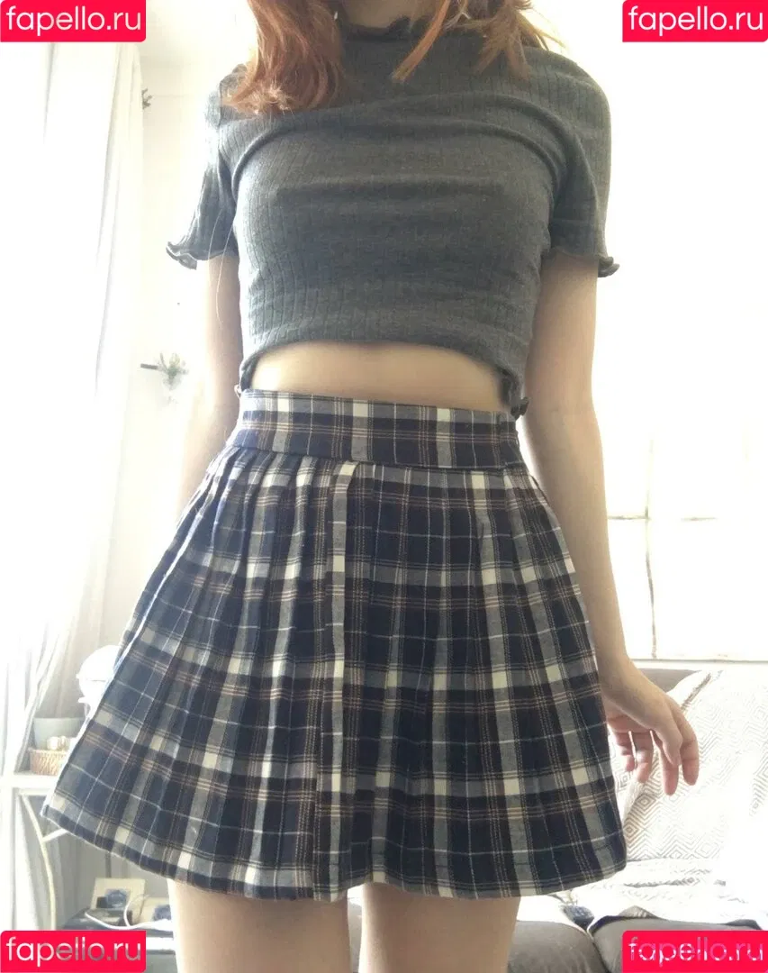 gbrllareis Onlyfans Photo Gallery 