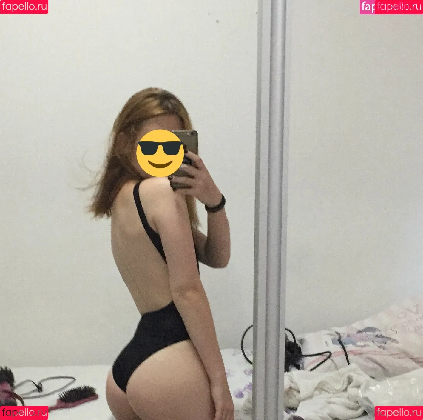 gbrllareis Onlyfans Photo Gallery 