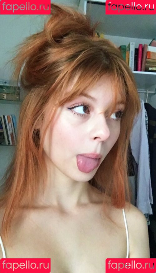 gbrllareis Onlyfans Photo Gallery 