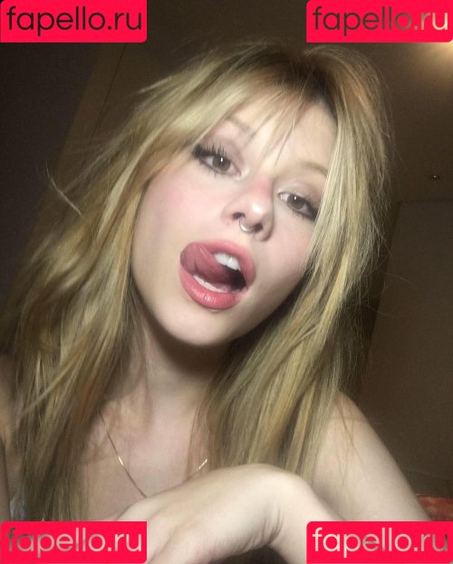 gbrllareis Onlyfans Photo Gallery 