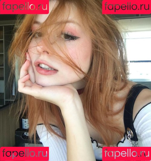 gbrllareis Onlyfans Photo Gallery 