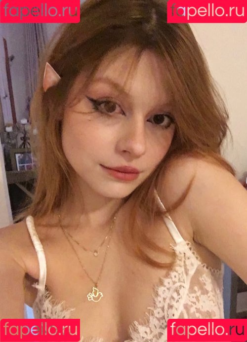 gbrllareis Onlyfans Photo Gallery 