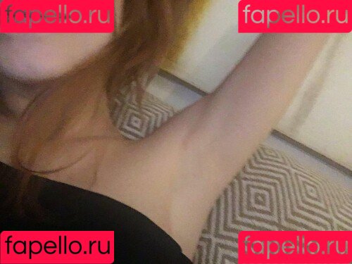 gbrllareis Onlyfans Photo Gallery 