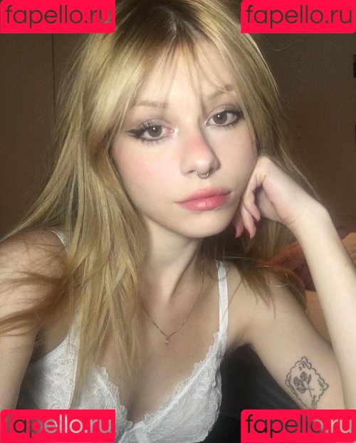 gbrllareis Onlyfans Photo Gallery 