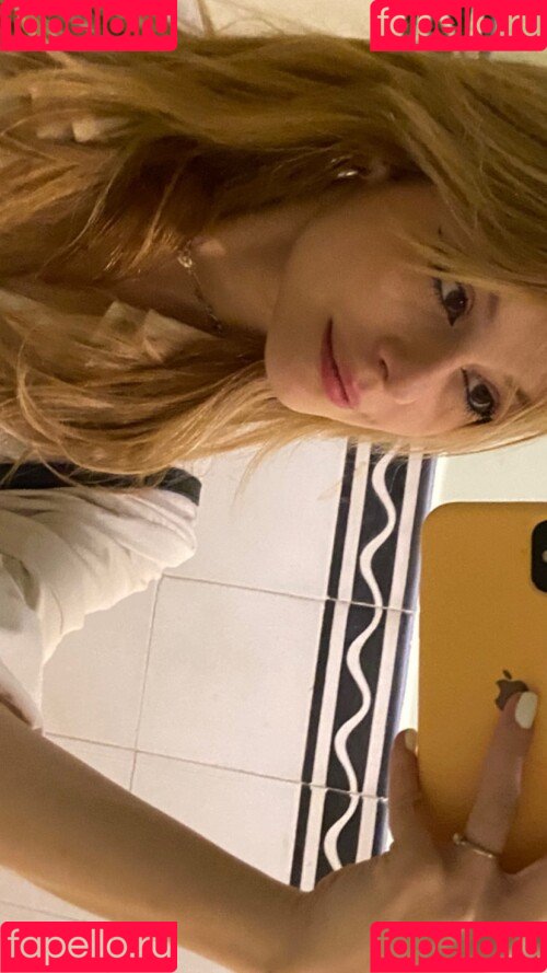 gbrllareis Onlyfans Photo Gallery 