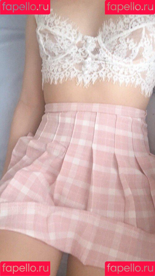 gbrllareis Onlyfans Photo Gallery 