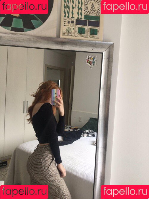 gbrllareis Onlyfans Photo Gallery 