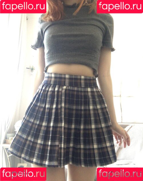 gbrllareis Onlyfans Photo Gallery 