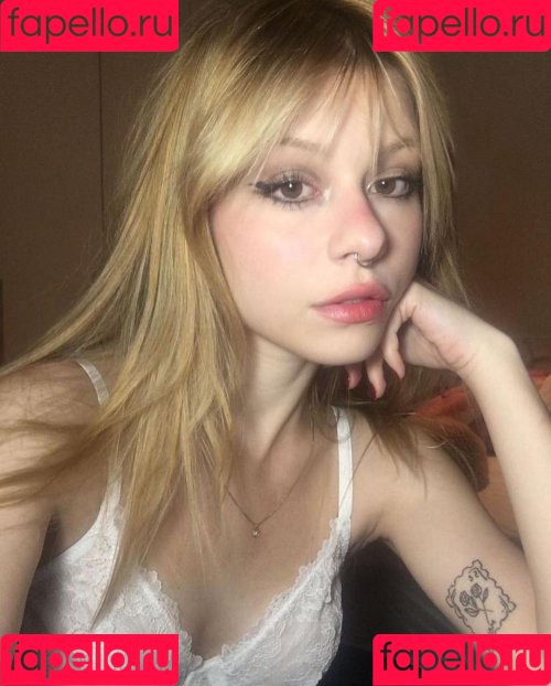 gbrllareis Onlyfans Photo Gallery 