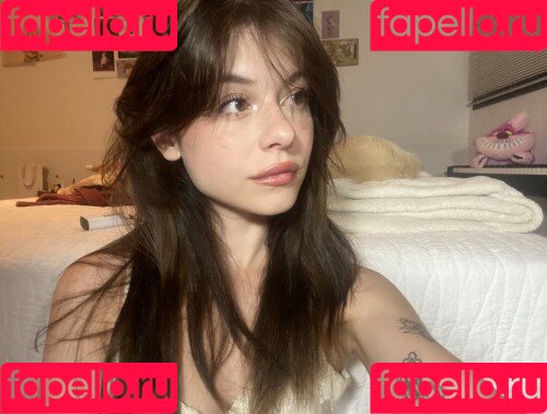 gbrllareis Onlyfans Photo Gallery 