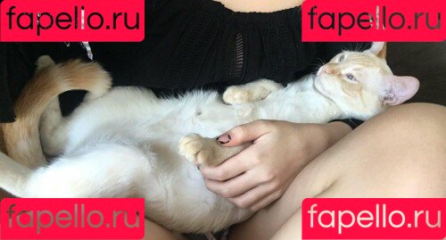 gbrllareis Onlyfans Photo Gallery 