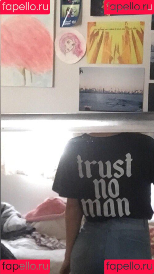 gbrllareis Onlyfans Photo Gallery 