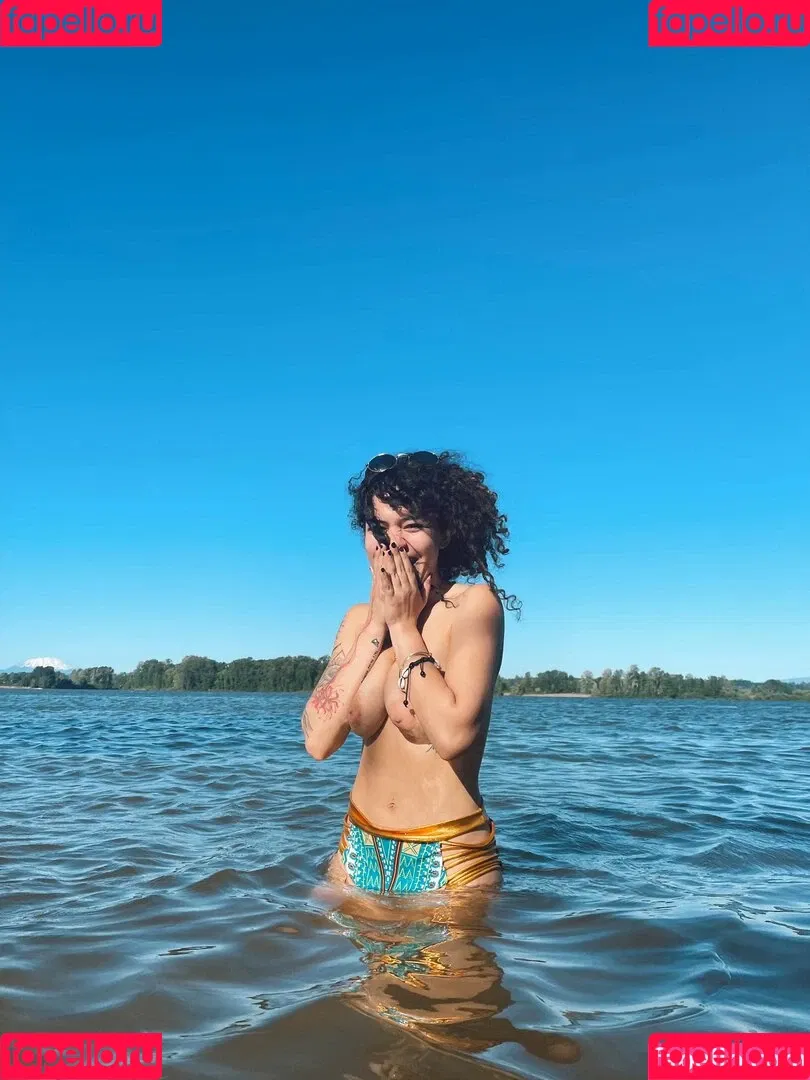 Spicymarii Onlyfans Photo Gallery 