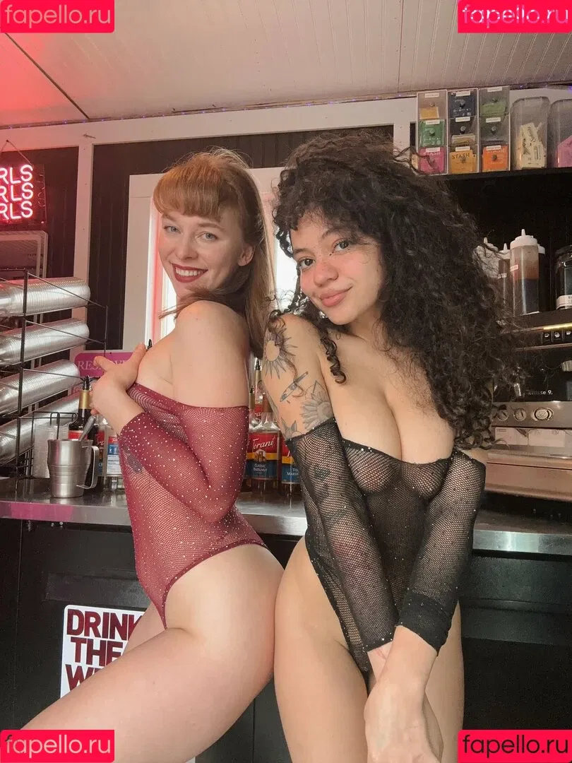 Spicymarii Onlyfans Photo Gallery 