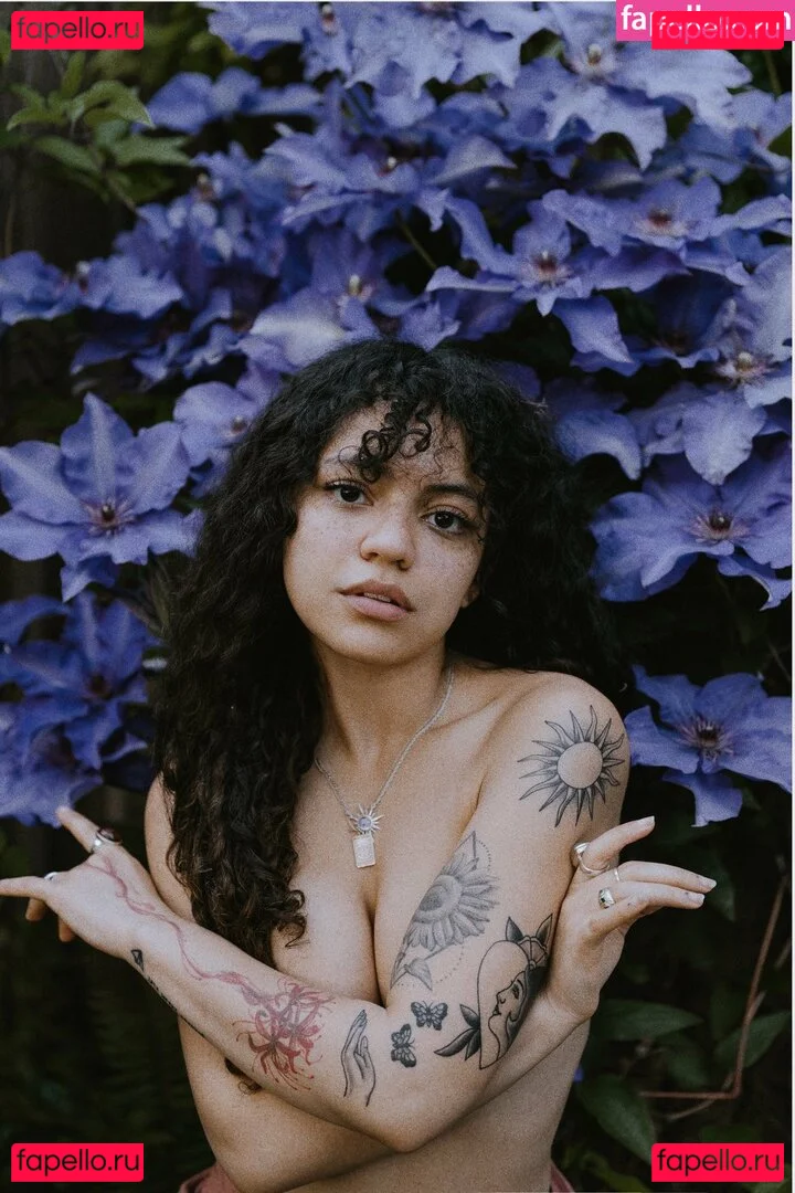 Spicymarii Onlyfans Photo Gallery 