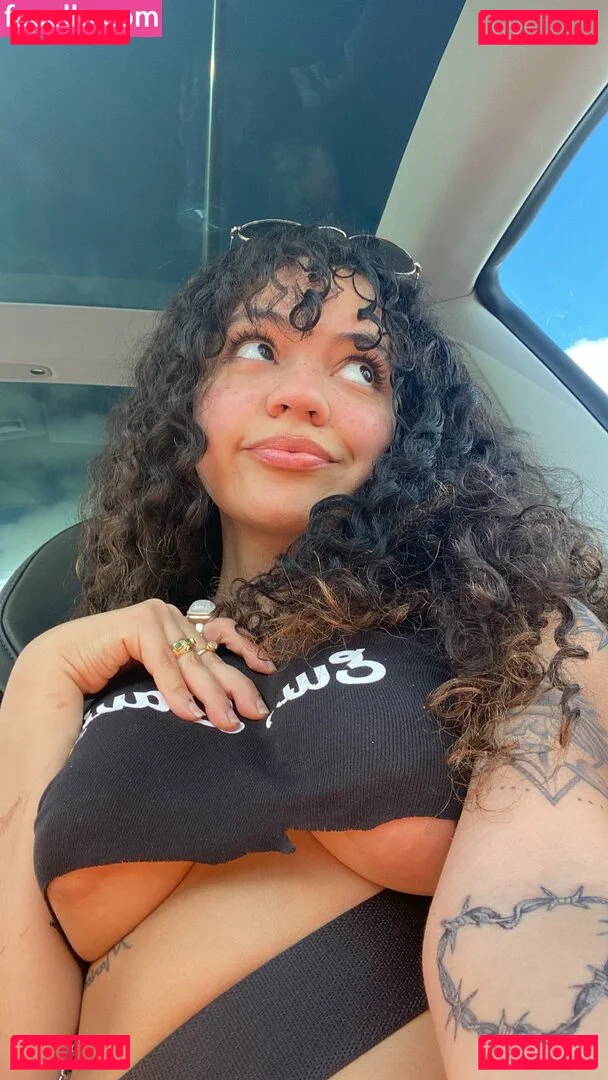 Spicymarii Onlyfans Photo Gallery 