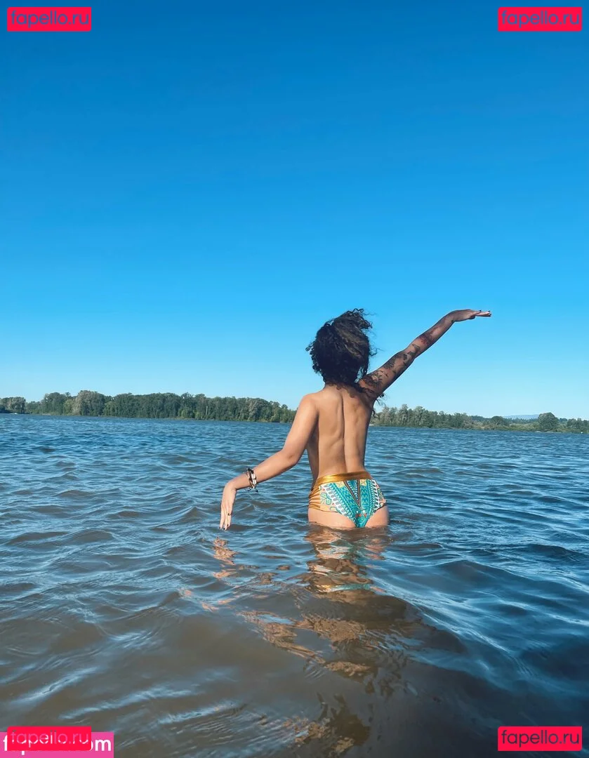 Spicymarii Onlyfans Photo Gallery 