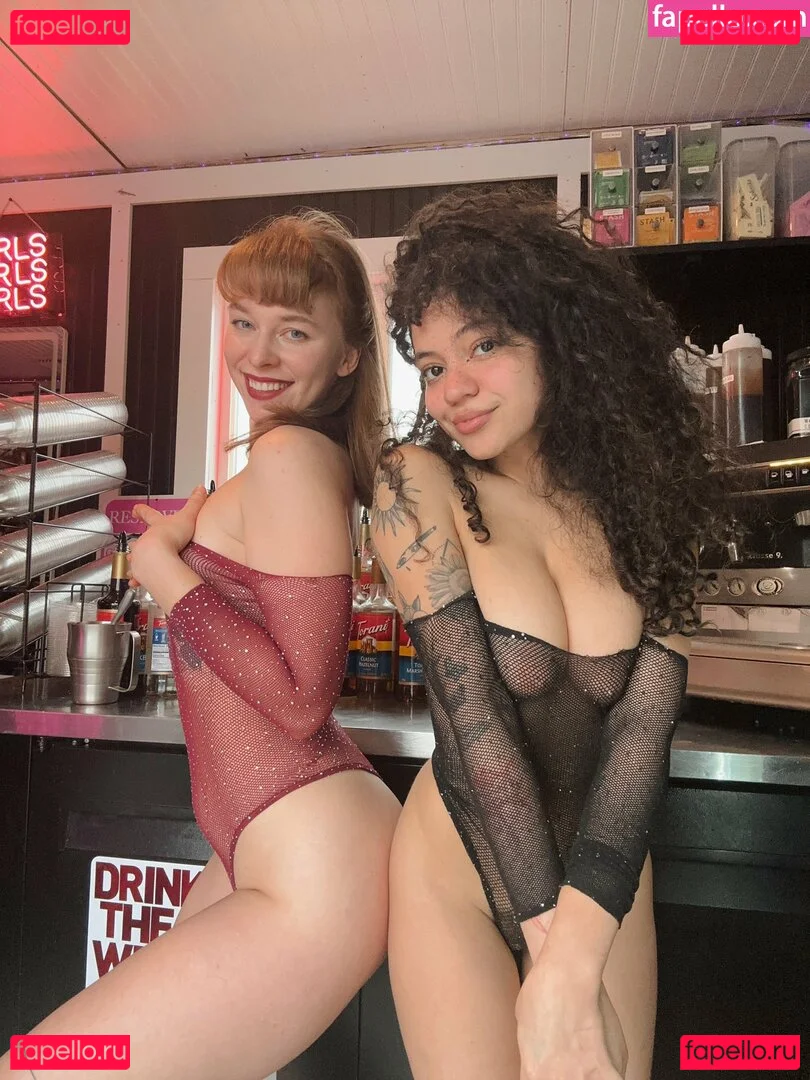 Spicymarii Onlyfans Photo Gallery 