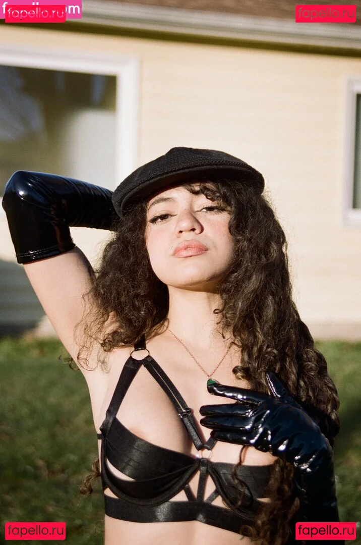 Spicymarii Onlyfans Photo Gallery 