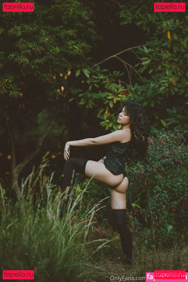 Spicymarii Onlyfans Photo Gallery 