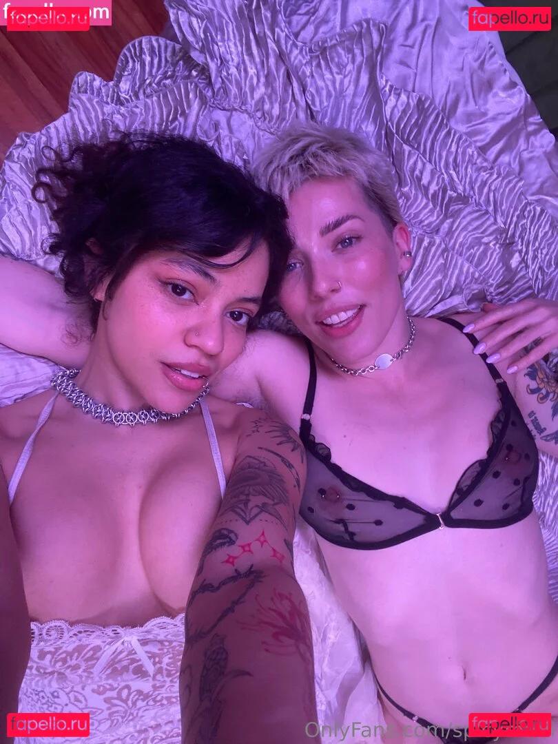 Spicymarii Onlyfans Photo Gallery 