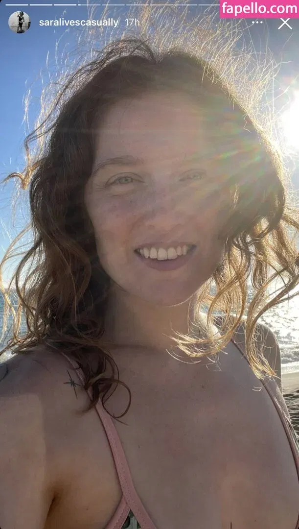 saralivescasually Onlyfans Photo Gallery 
