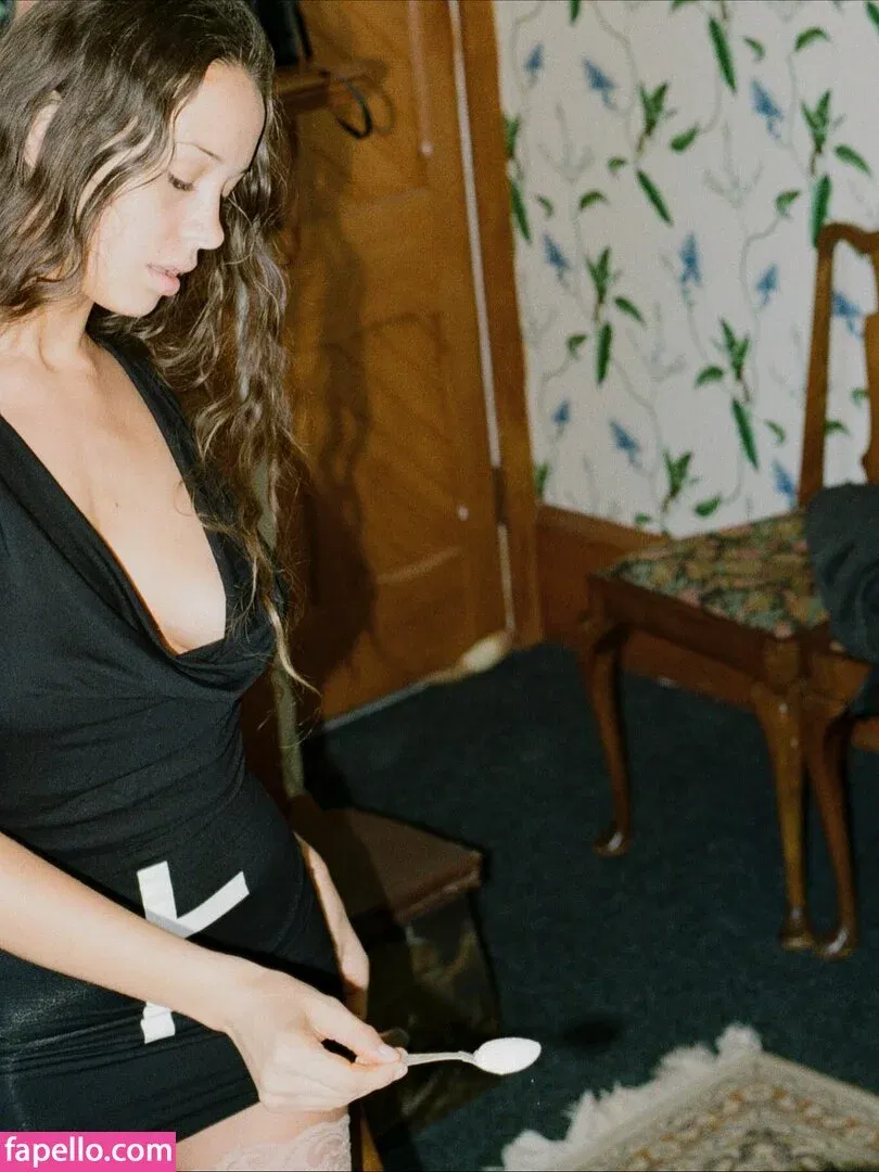 Maddii Sutton Onlyfans Photo Gallery 