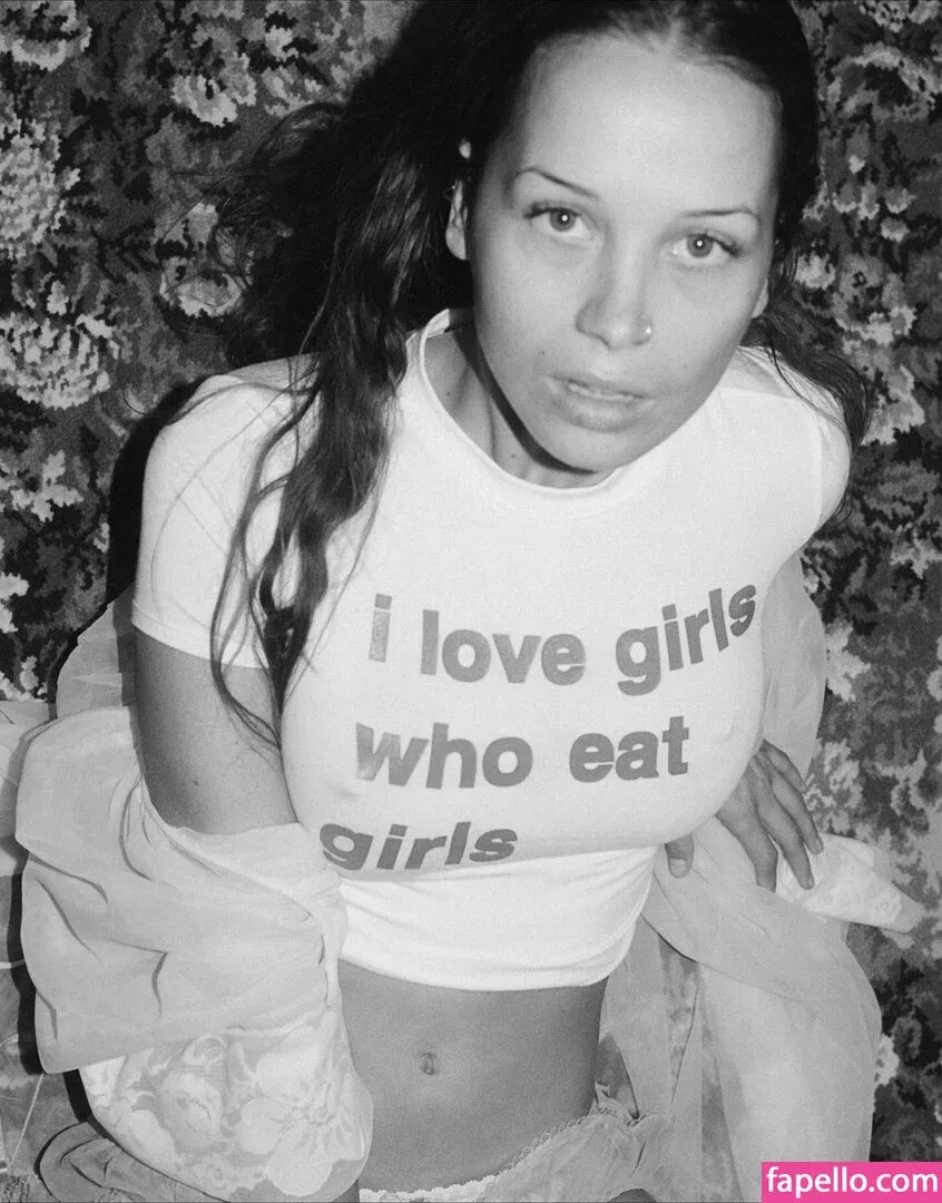 Maddii Sutton Onlyfans Photo Gallery 