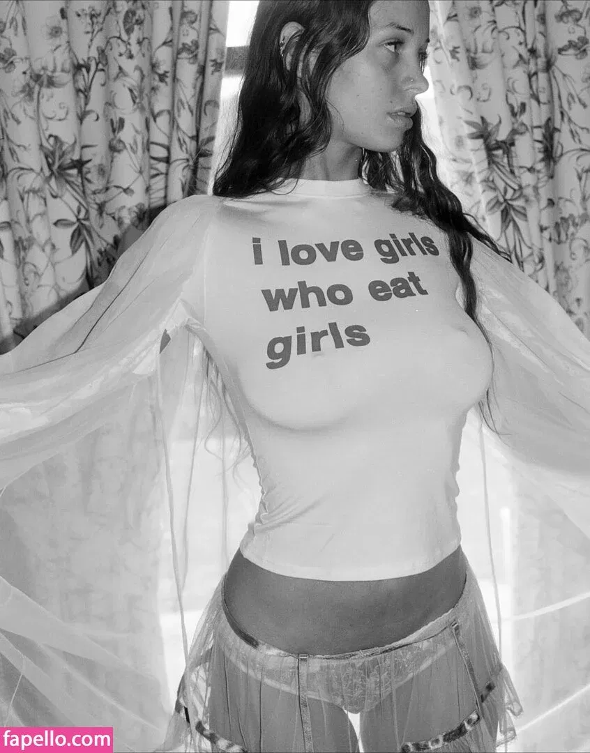 Maddii Sutton Onlyfans Photo Gallery 