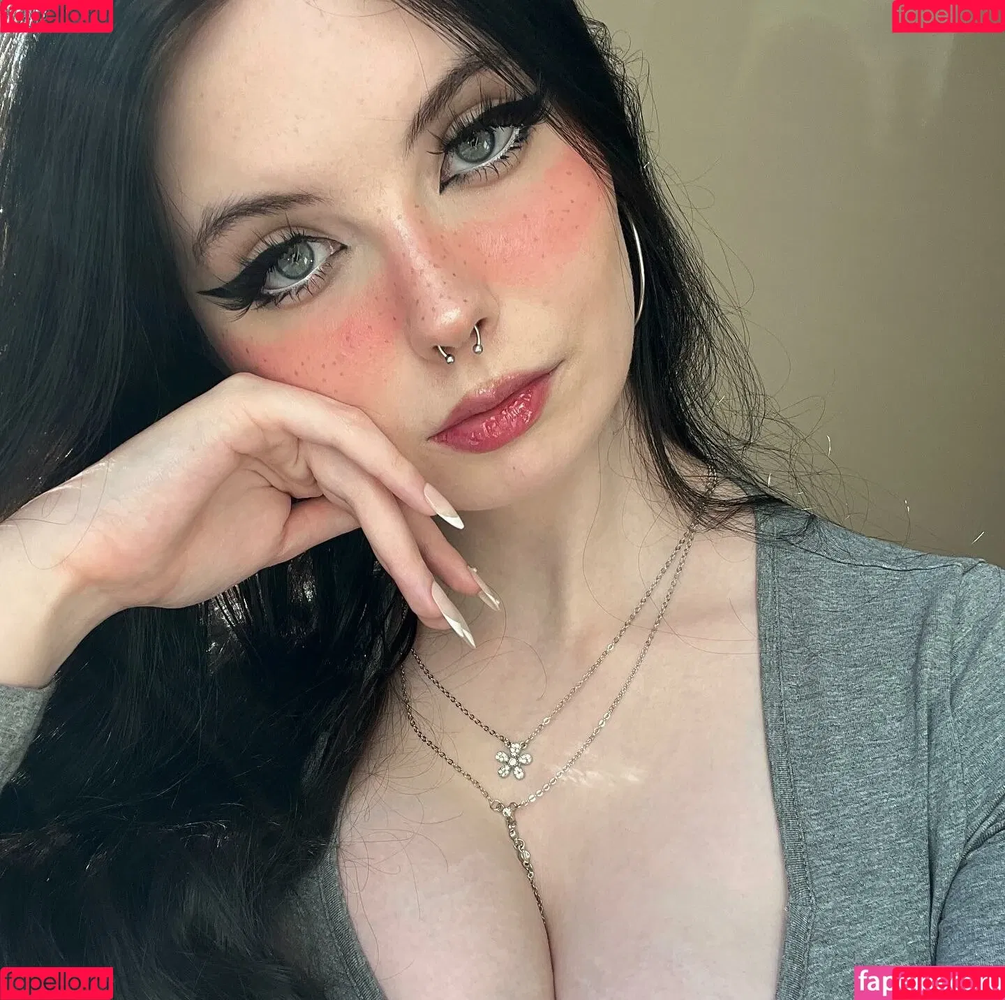 Mewstic Onlyfans Photo Gallery 