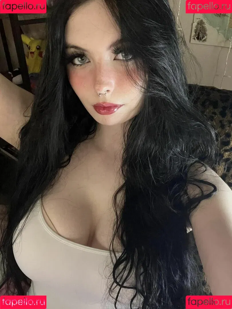 Mewstic Onlyfans Photo Gallery 