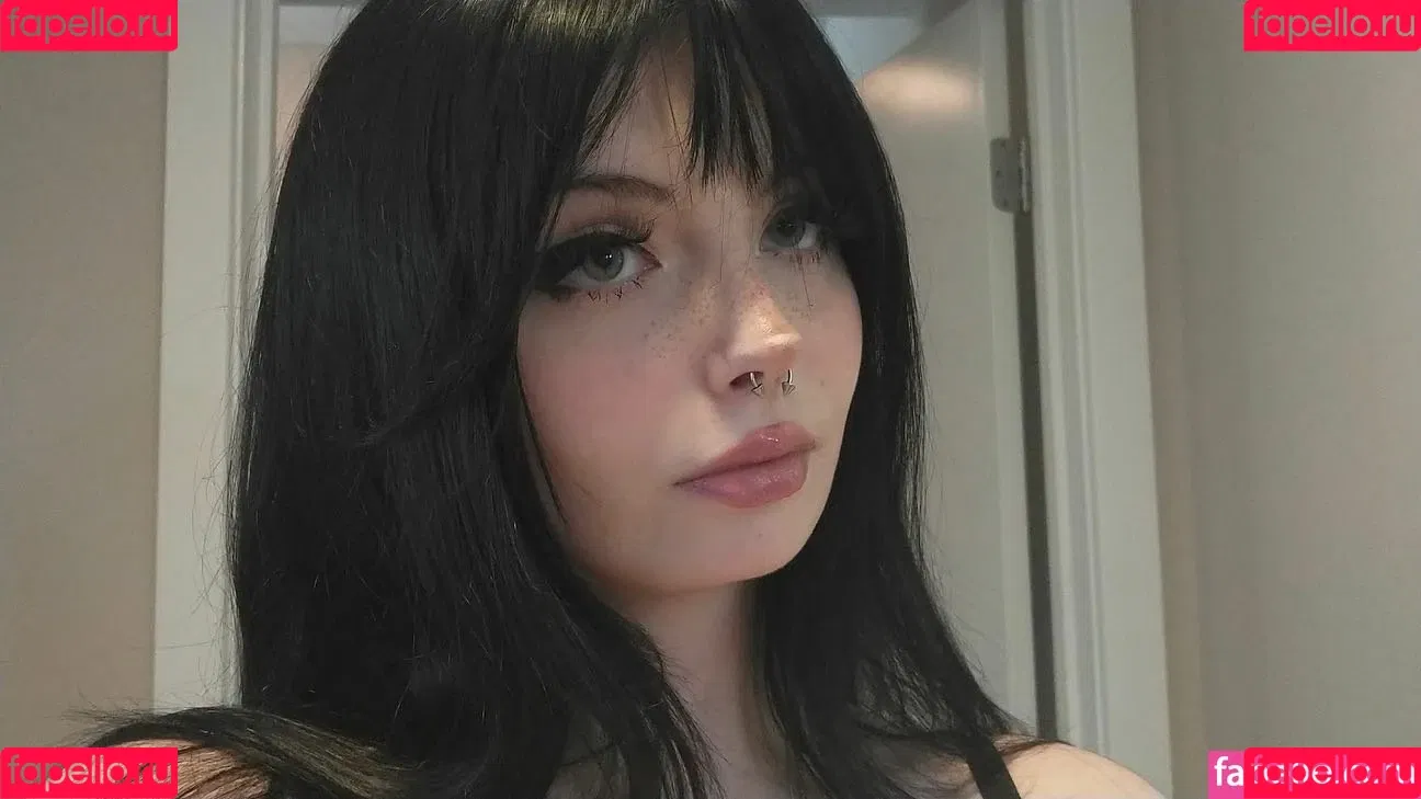 Mewstic Onlyfans Photo Gallery 