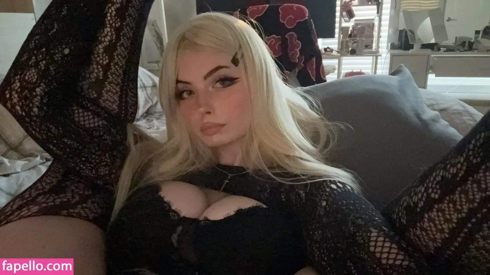 Mewstic Onlyfans Photo Gallery 