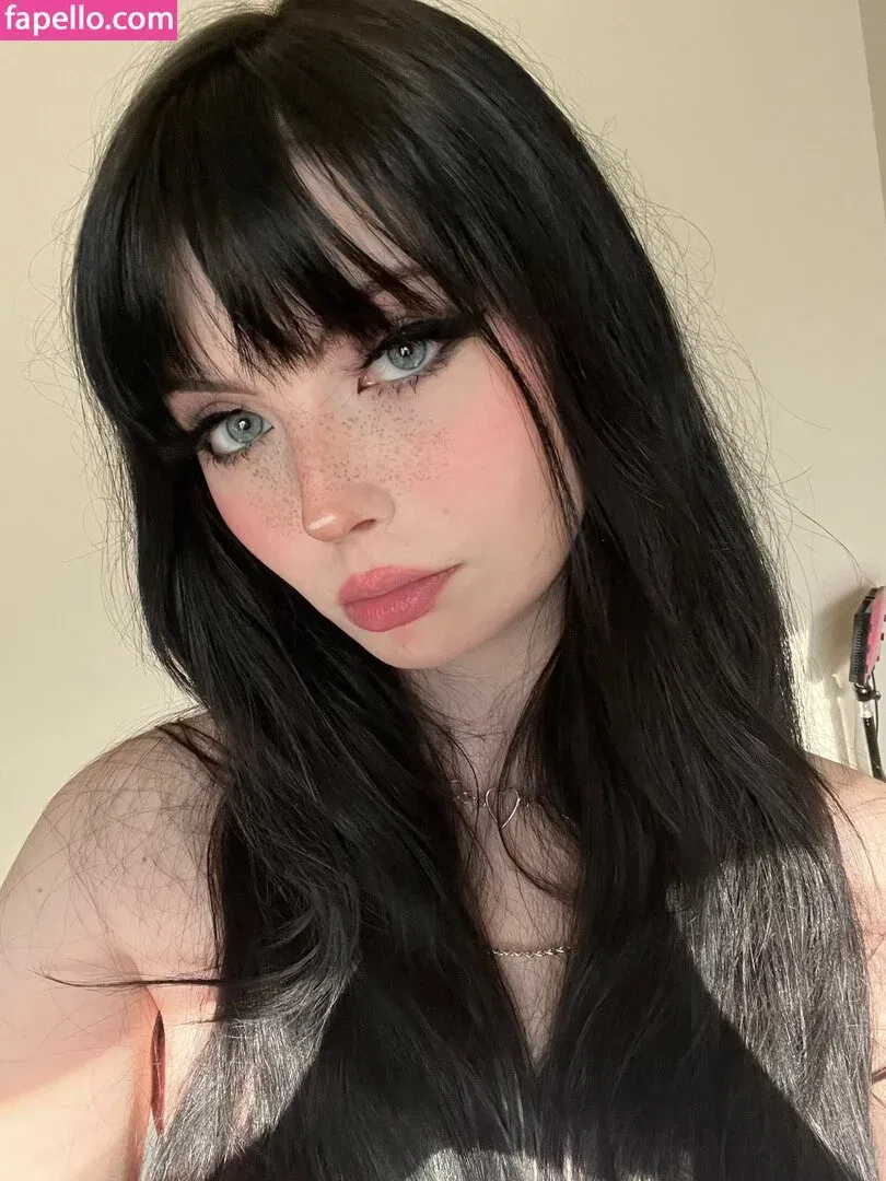 Mewstic Onlyfans Photo Gallery 