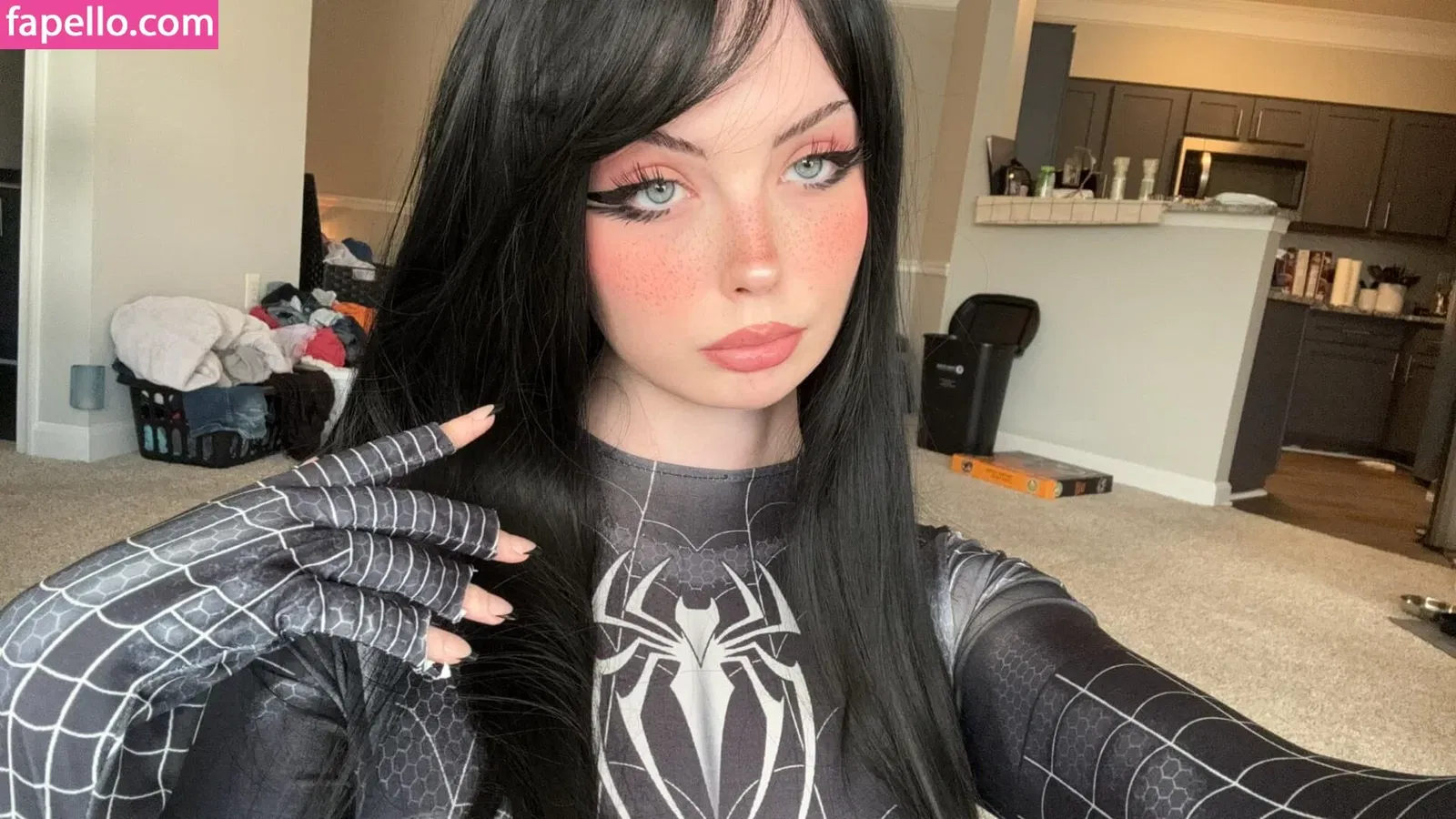 Mewstic Onlyfans Photo Gallery 