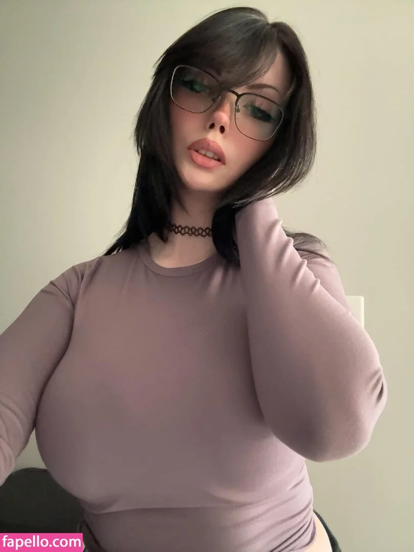 Mewstic Onlyfans Photo Gallery 