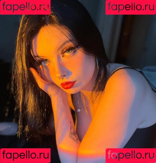 Mewstic Onlyfans Photo Gallery 