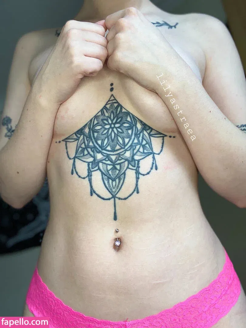 petiteredheadbaby Onlyfans Photo Gallery 