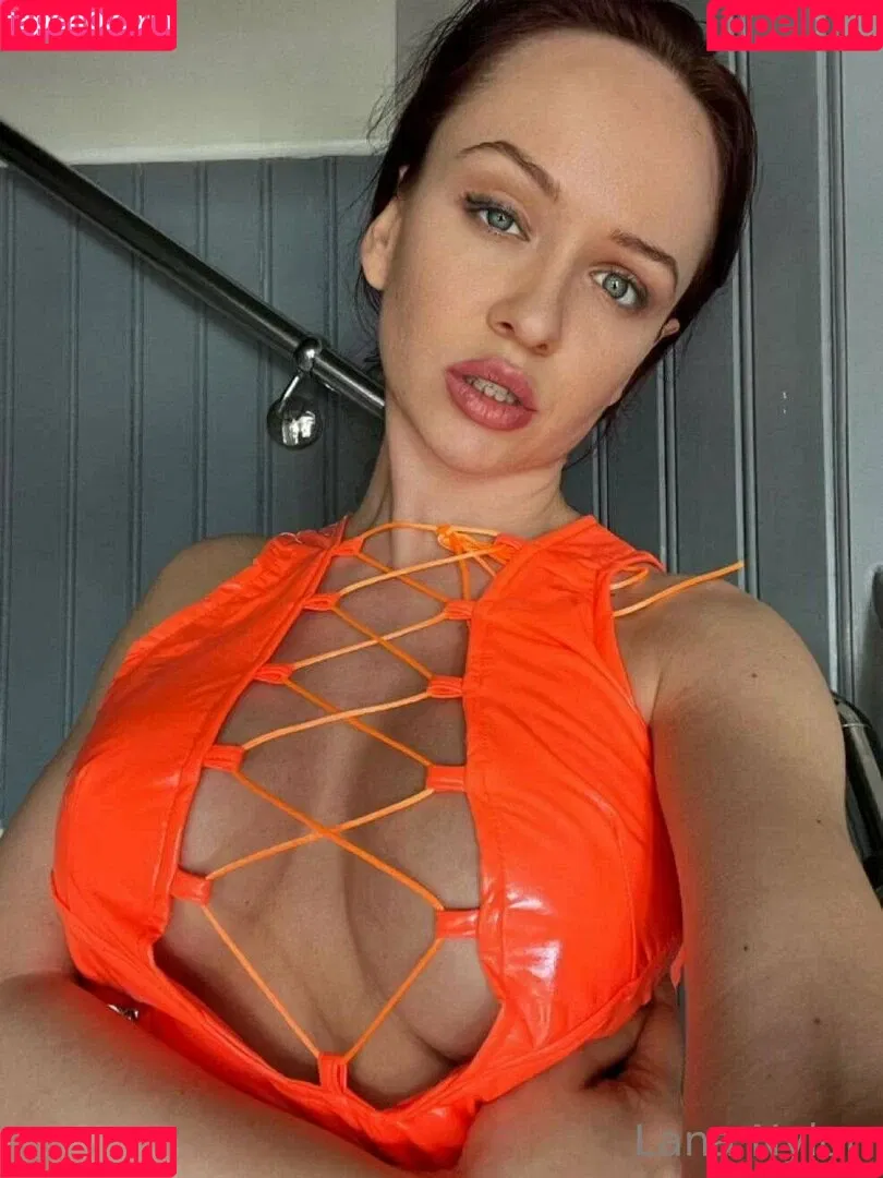 lananylon Onlyfans Photo Gallery 