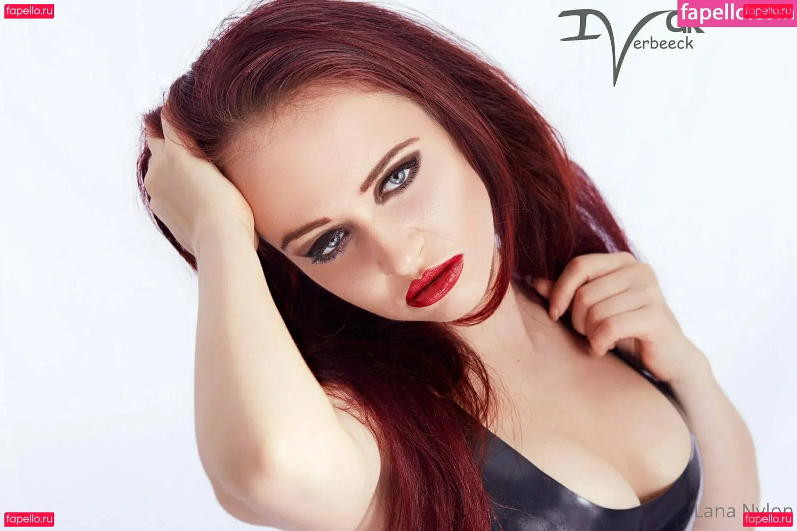 lananylon Onlyfans Photo Gallery 