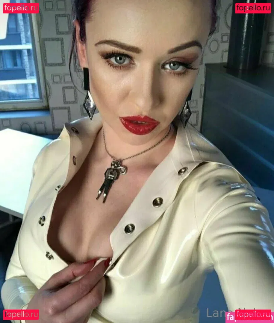 lananylon Onlyfans Photo Gallery 