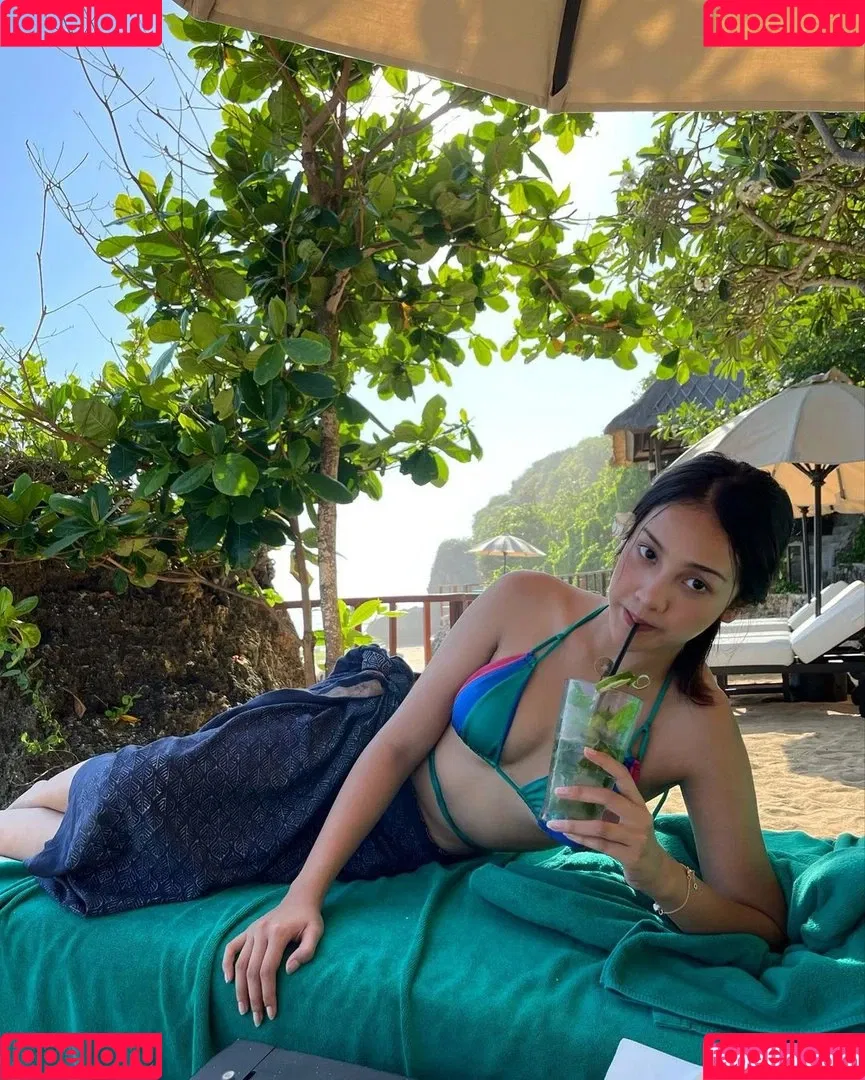 Anya Geraldine Onlyfans Photo Gallery 