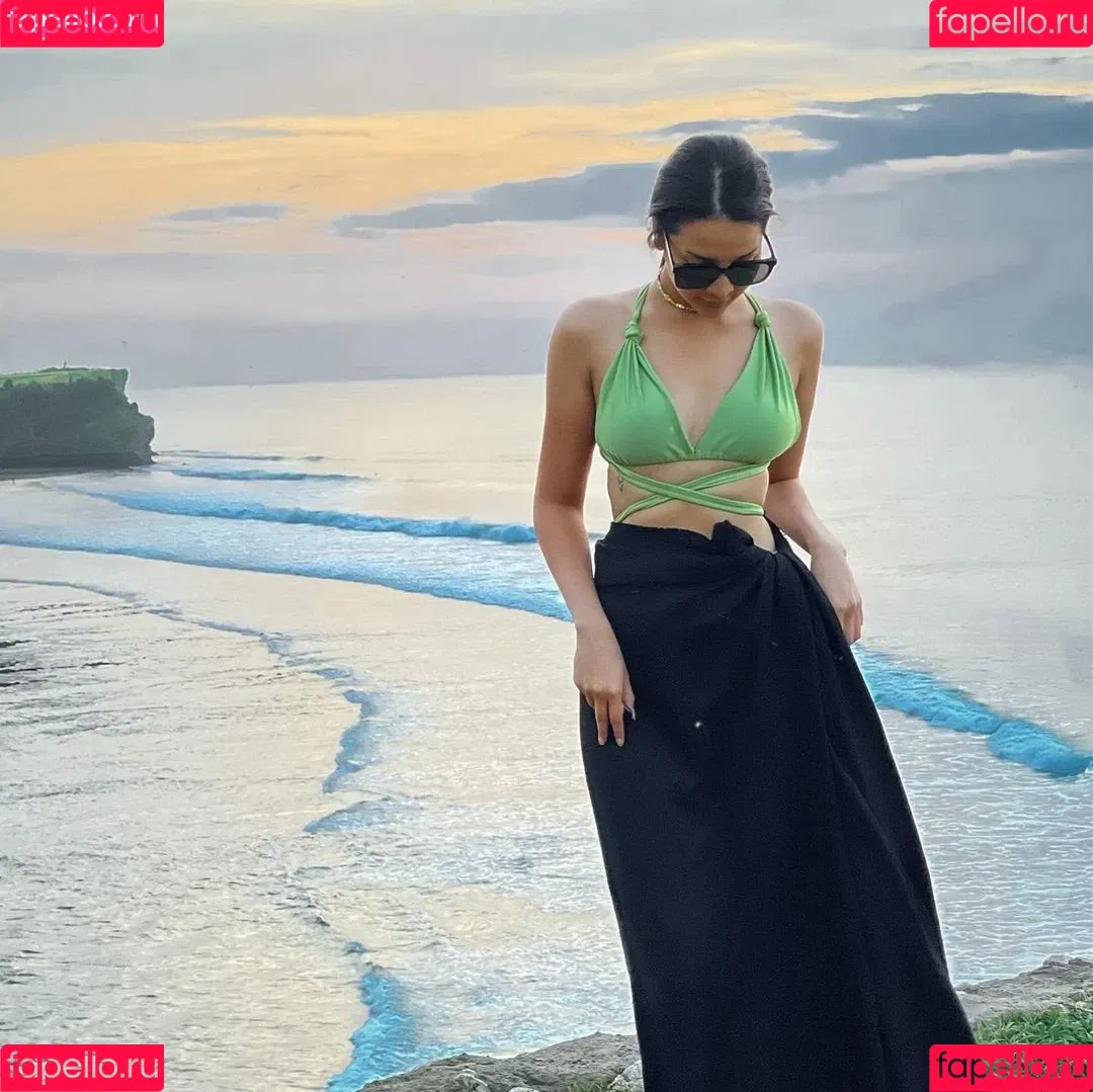 Anya Geraldine Onlyfans Photo Gallery 