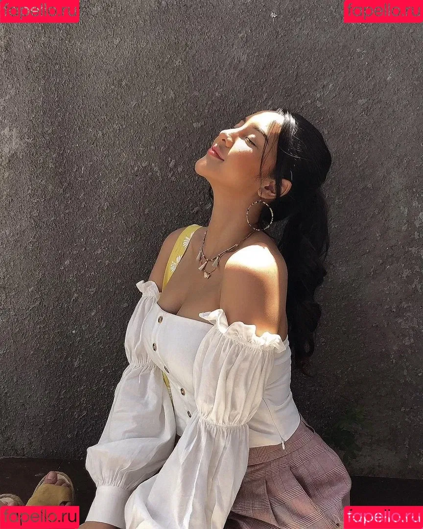 Anya Geraldine Onlyfans Photo Gallery 