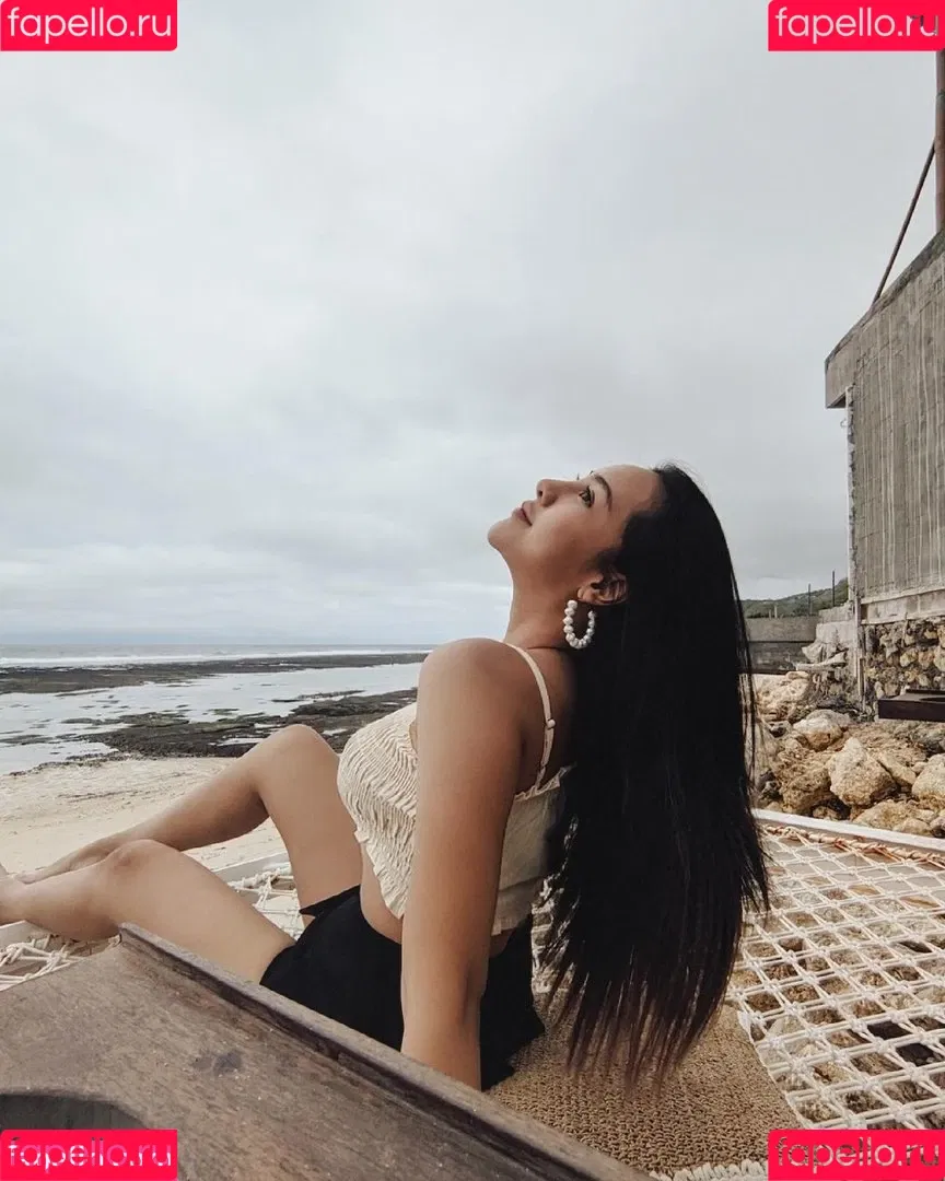 Anya Geraldine Onlyfans Photo Gallery 