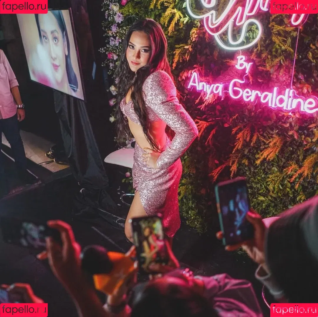 Anya Geraldine Onlyfans Photo Gallery 
