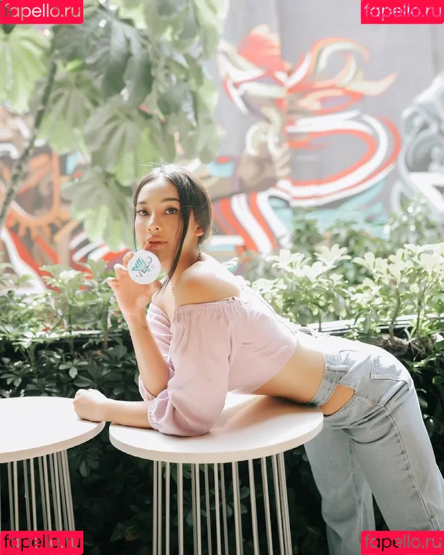Anya Geraldine Onlyfans Photo Gallery 