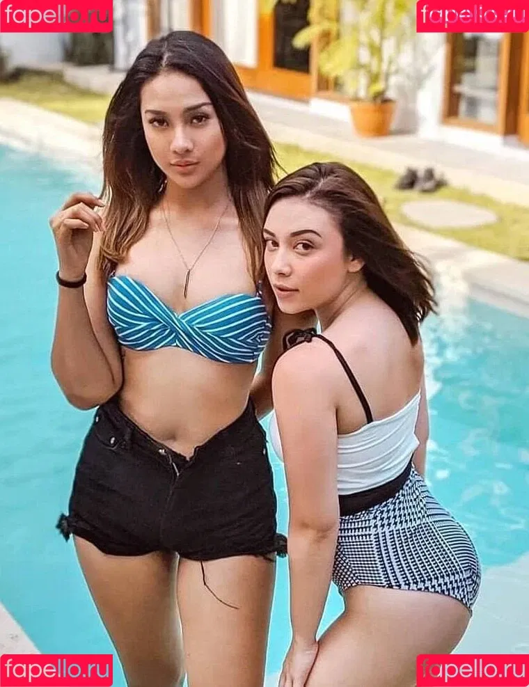 Anya Geraldine Onlyfans Photo Gallery 