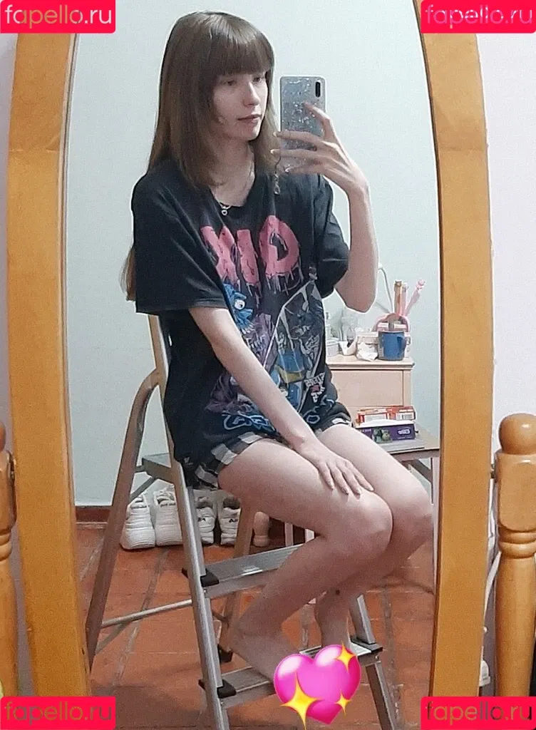 Kiki Glitter Cosplay Onlyfans Photo Gallery 